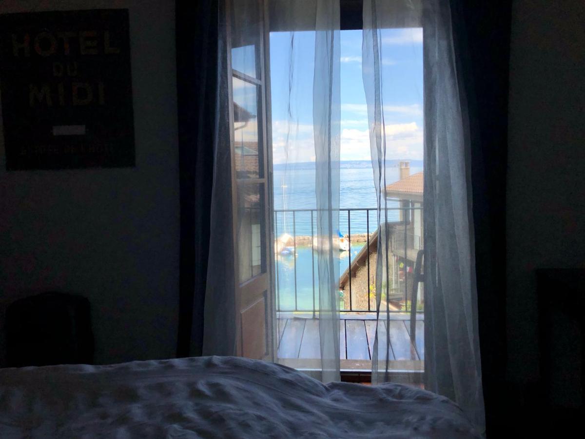 A Room With A View - Maisonnette Dans Bourg Medieval Au Bord Du Lac Leman إيفوار المظهر الخارجي الصورة